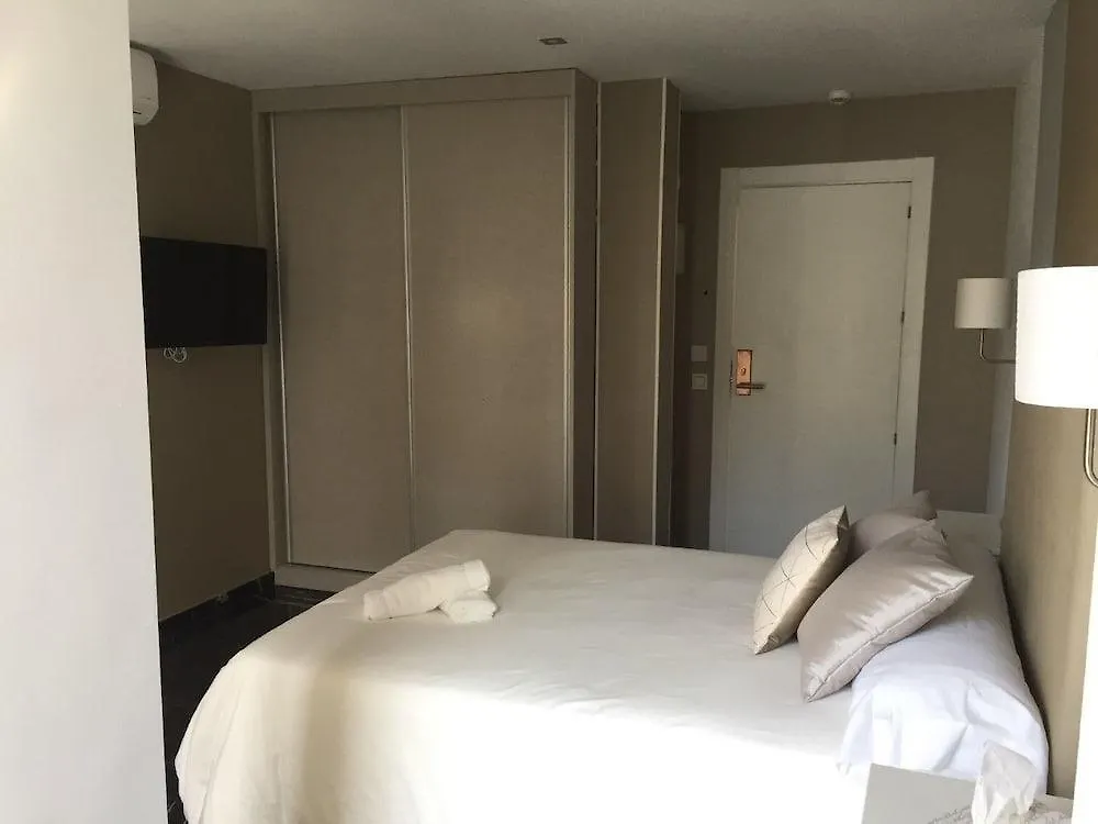 Costa Marbella Star Lightアパートメント アパート