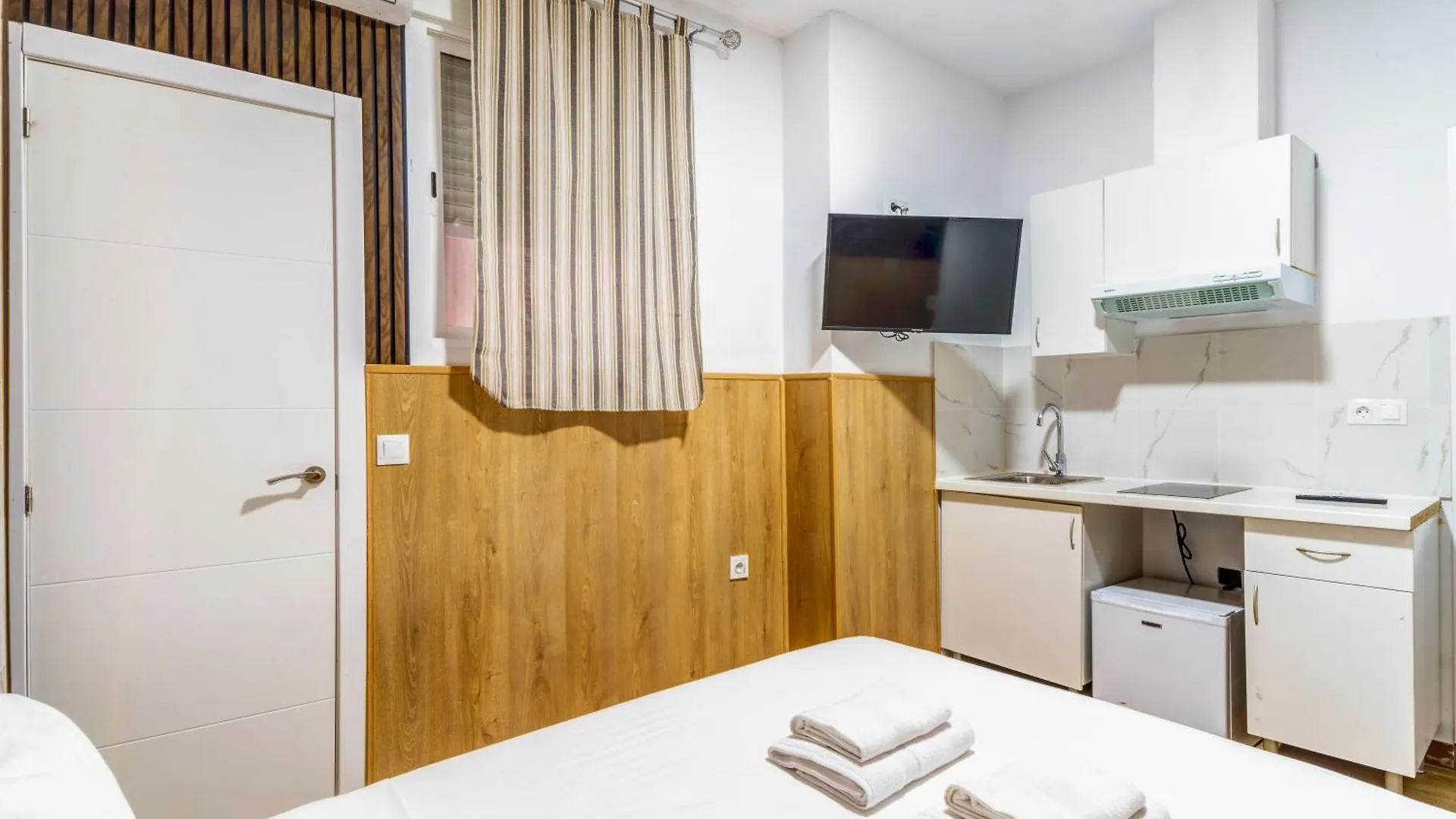 Costa Marbella Star Light Apartment 0*,  Spain